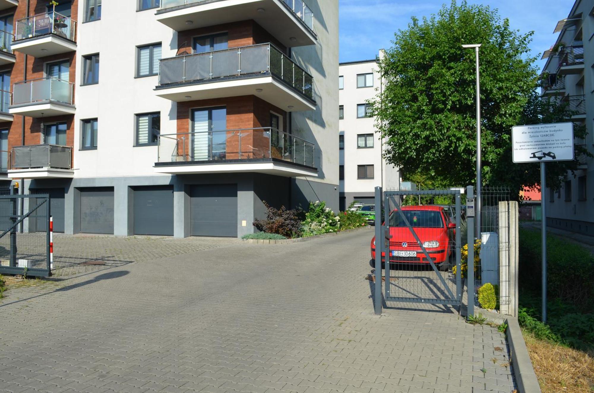 Apartment Sosnowiec City - Free Parking - Easy Check-In Exterior photo